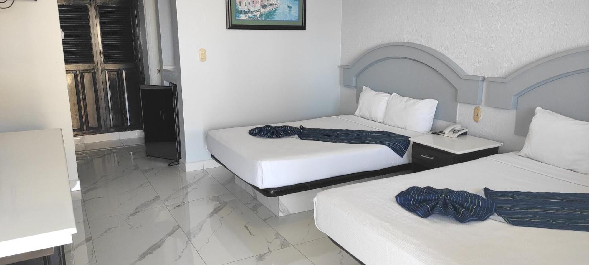 Hotel Playa Marina Mazatlan Ngoại thất bức ảnh