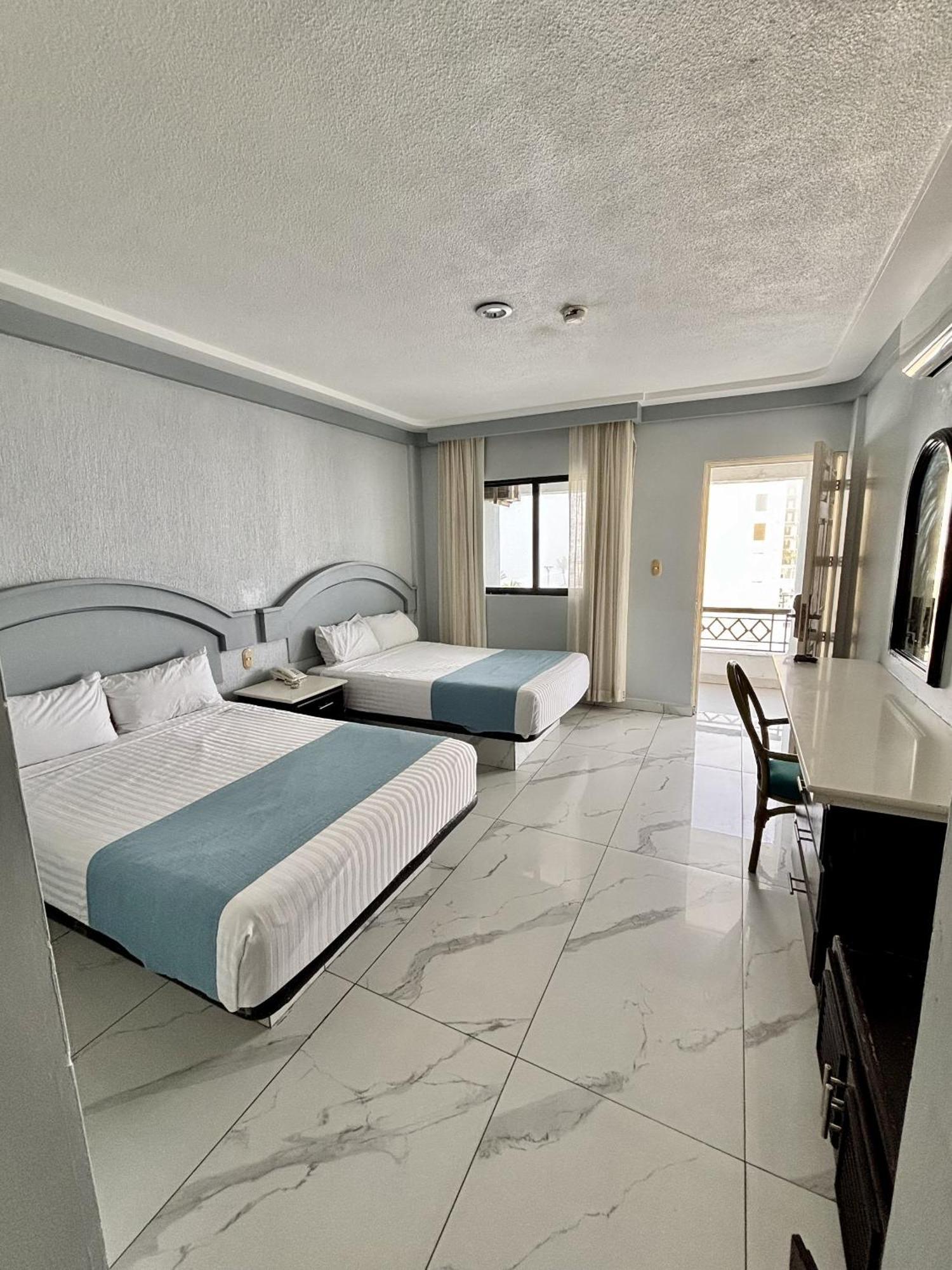 Hotel Playa Marina Mazatlan Ngoại thất bức ảnh