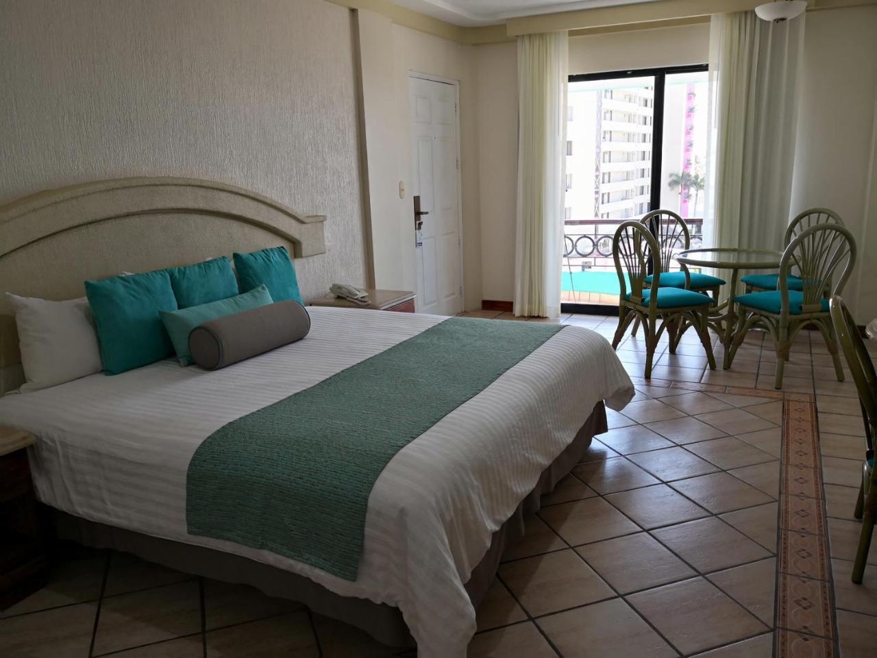 Hotel Playa Marina Mazatlan Ngoại thất bức ảnh